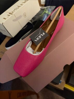 Franco Sarto Hot Pink Textured Square-Toe Flat